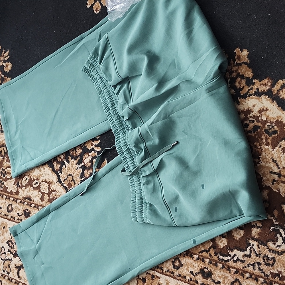 Women's Members Mark Luxe Relaxed Fit Pants; XXL, Green Jade - Picture 7 of 9